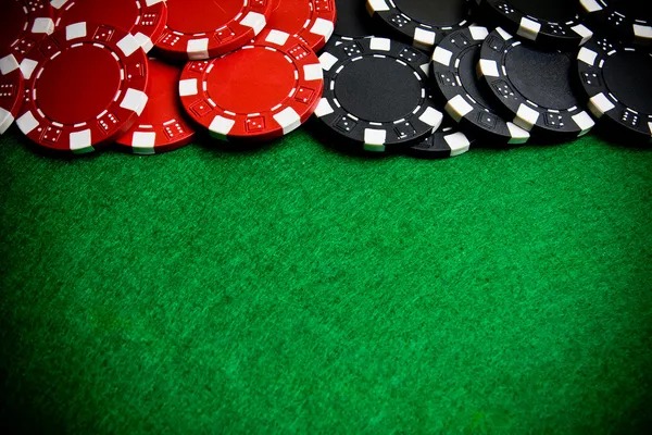 Live blackjack table at gacor slot828 with dealer and player cards visible
